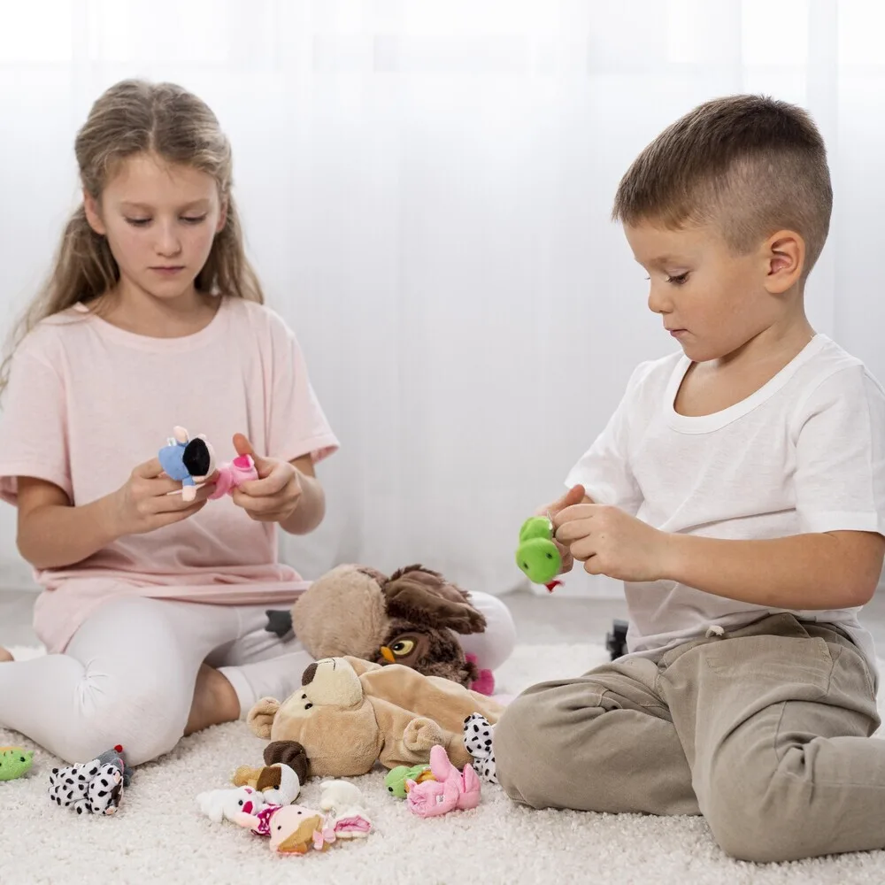 Символични игри по време на игрова терапия.