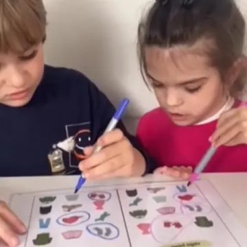 Влошаване на комуникационните умения при заекване на дете.